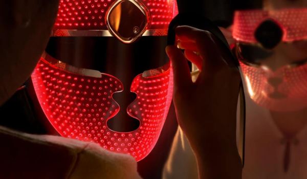 Чем ее порадовать? Подборка бьюти-гаджетов к 8 Марта