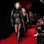 Наряды из кожи и кружева назвали самым сексуальным сочетанием года