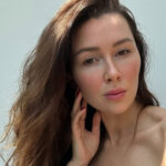 Дочка Анастасии Заворотнюк, находясь под обстрелами, пытается рассуждать о жизни