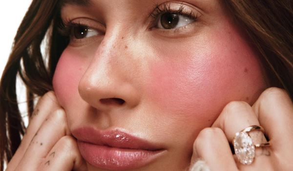 Малиновый макияж: как носить главный бьюти-тренд 2026