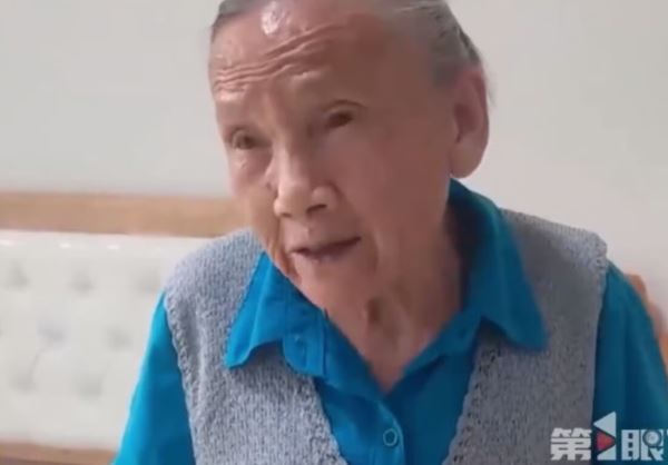 92-летняя китаянка делает по 200 отжиманий в день: как спорт влияет на ее здоровье?