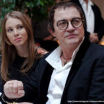 Дмитрий Дибров вышел на подиум с сыновьями (видео)