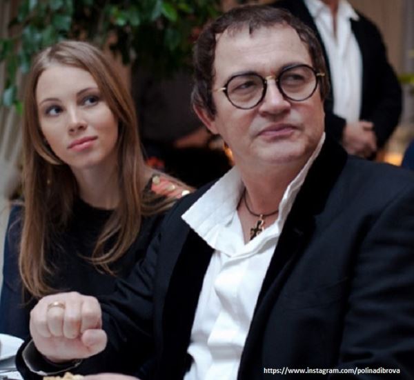 Дмитрий Дибров вышел на подиум с сыновьями (видео)