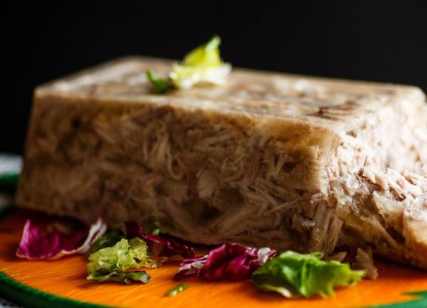 Холодец как бьюти-продукт: интересные рецепты, польза для красоты и здоровья