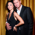 Павел Прилучный с женой детьми сходил в баню (видео)