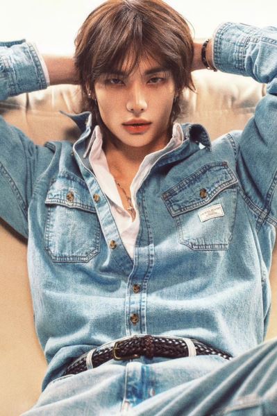 Хёнджин из Stray Kids стал амбассадором Guess