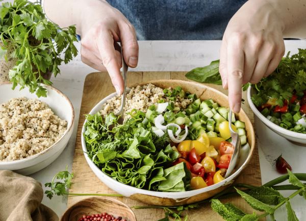 Три блюда — не предел: как есть до 6 раз в день и не поправляться