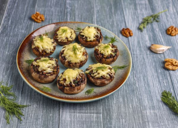 Топ-7 классных начинок для шампиньонов, от которых невозможно оторваться