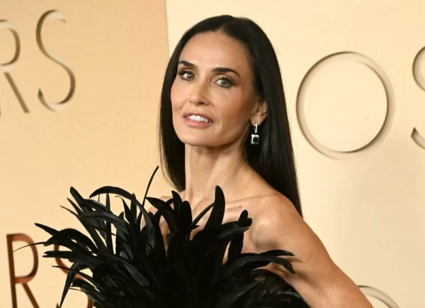 Скрытое значение платья Деми Мур на «Оскаре»