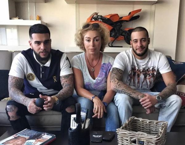 Тимати с семьей - фото соцсети