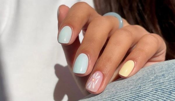 Весенний пастельный маникюр: 12 нежных идей для коротких и длинных ногтей