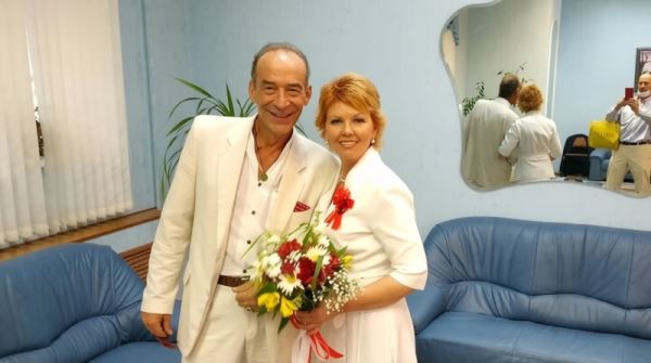 Женился в шестой раз звезда «Приключений Электроника» Владимир Торсуев