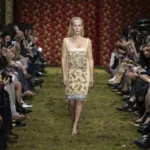 Нина Добрев, Барбара Палвин и Джиллиан Андерсон на подиуме: фото с показа Miu Miu