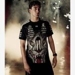 Гонщиков «Формулы 1» сравнили с бродягами из-за новой формы от Adidas